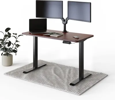 Produktbild von DESKSPACE PRO / Elektrisch höhenverstellbarer Schreibtisch / 140x70 cm / Memory & Kollisionsschutz / Mahagoni Tischplatte / Schwarze Gestell