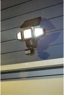Produktbild von Solarleuchte, 1500 Lumen, 182 LED SMD, 3 Köpfe, Bewegungsmelder, Mit Solarpanel, 2x1800mAh Akku, AUTO/Ein Modus, GALIX G4442