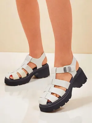 Produktbild von Royalfashion Damen Sandalen im römischen Stil Bratz, Größe 37