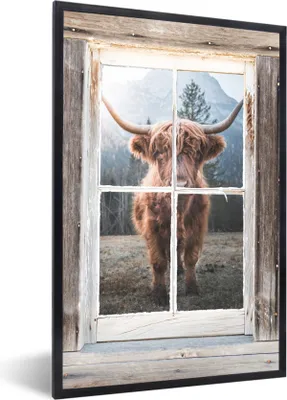 Produktbild von MuchoWow® Gerahmtes Poster Schottischer Highlander - Kuh - Ansicht 60x90 cm - Poster mit Schwarzem Bilderrahmen Wandposter Rahmen Foto Bilder - Kunst