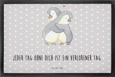 Produktbild von Mr. & Mrs. Panda Bodenvorleger Pinguine Kuscheln 50 x 75 cm - Grau Pastell - Geschenk, für Partner, Hochzeitstag, Valentinstag, Mitbringsel, Fußabstreifer, Gummimatte