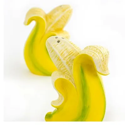 Produktbild von Salz- und Pfefferstreuer im Bananendesign, 2er Set