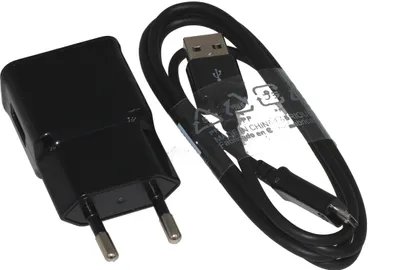 Produktbild von Ladegerät für original Samsung Galaxy S7 / S7 Edge / S6 Edge / S6 / S6 Edge+ / S5 neo / S5 Datenkabel in Schwarz 2.0 USB Datenkabel Netzteil 1A Ampere 1000 mAh Aufladekabel Travel Charger MicroUSB + Emiro Reinigungspad