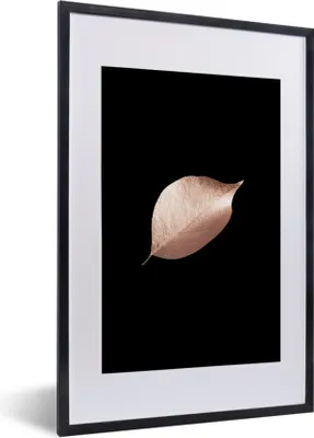 Produktbild von MuchoWow® MuchoWow® Gerahmtes Poster Blatt - Rosa - Schwarz 40x60 cm - Poster mit zchwarzem Bilderrahmen - Poster in Rahmen