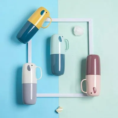 Produktbild von 4-teilig Reisezahnbürstenhalter, abnehmbar und tragbar, Zahnbürstenhalter für Reisen, Wandern, Camping, Schule, Badezimmer, süßes und spielsches Elefanten-Design für Kinder