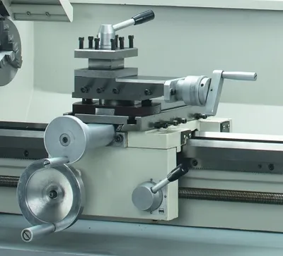 Produktbild von Elmag Universal-Drehmaschine, 88112