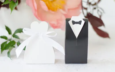 Produktbild von Geschenkbox für Gastgeschenke 6,5x3x9cm Braut 10 Stk Weiß