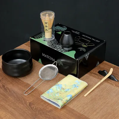 Produktbild von INF Elegantes schwarzes Matcha-Besen-Set - 7-teiliges Keramik & Bambus