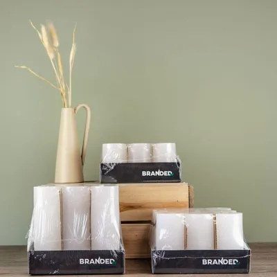 Productafbeelding van Branded-kaars, Ø 5 x 8 cm - Wit - Brandduur: ongeveer 20 uur.