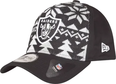 Produktbild von New Era Christmas Jumper Trucker Cap - NFL Oakland Raiders