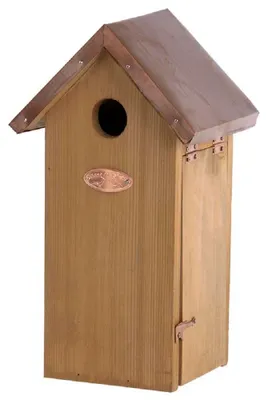 Produktbild von Nistkasten für u.a. Kohlmeisen aus Kiefernholz mit einem Kupferdach