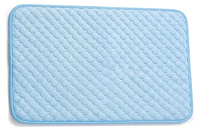 Produktbild von OUYULAI Kühlmatte Hund Selbstkühlend 70x50 cm – Kühlmatte Katze ohne Gel mit Q-Max >0,5, Extra Kühlende Kühledecke Hund Atmungsaktiv & Waschbar, Katzen Kühlmatte für Auto, Käfig & Sofa, Blau, Größe L