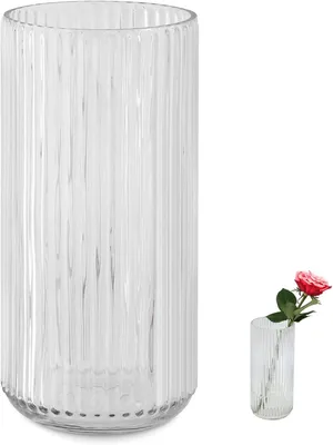 Productafbeelding van Glazen vaas met ribbels, 20 cm hoog, geschikt voor bloemen