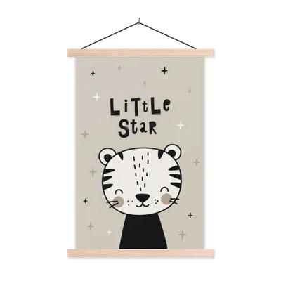 Produktbild von MuchoWow® Textilposter Kleiner Stern - Kinder - Zitate - Baby 120x180 cm mit holzfarbenen Rahmen - Textil-Plakat
