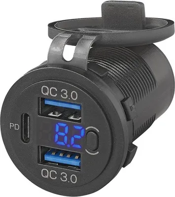 Obrázek produktu pro USB zásuvka trojitá s 2x typ A a 1x typ C + voltmetr
