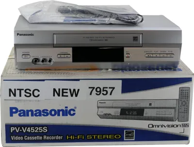 Produktbild von Panasonic PV-V4525S | VHS Videorecorders | NTSC | NEW IN BOX