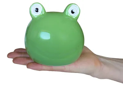 Produktbild von XL Schwimmfrosch aus Keramik – Lustige Teichfigur für Miniteich, Zinkwanne & Weinfass – Gartenfigur schwimmend, Grün glasiert, 14 x 12 x 10 cm