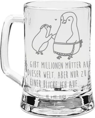 Produktbild von Mr. & Mrs. Panda Krug Pinguin mit Kind - Transparent - Geschenk, Glaskrug, Pinguine, Muttertag, Seidel, Vorbild Mama, Gravur Bierkrug, Opa, Familie, Humpen