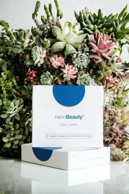 Obrázek produktu pro Rozjasňující dárková sada pleťových masek s pleťovou vodou nanoBeauty