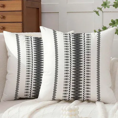 Imagen del producto de Ibenzoa® Juego de 2 fundas de cojín de 45 x 45 cm – Terciopelo de poliéster con diseño bohemio, fundas suaves para cojines decorativos, ideales para el salón y el dormitorio
