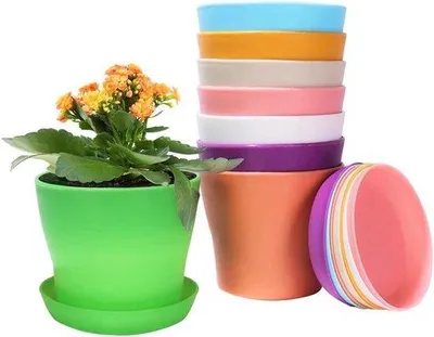 Produktbild von Farbenfrohe Kunststoff-Blumenpotten - 8 Stück - 14 cm - Mini-Pflanzgefäße
