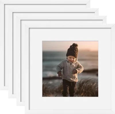 Obrázek produktu pro Bílé čtvercové fotorámečky Egofine 30x30 cm pro montáž na stůl i na zeď
