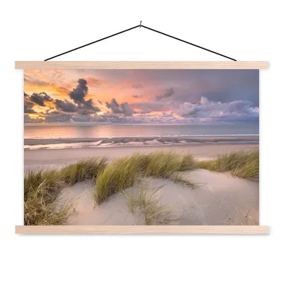 Produktbild von MuchoWow® Textilposter Sonnenuntergang - Düne - Strand - Pflanzen - Meer 120x80 cm mit holzfarbenen Rahmen - Aufhängeset