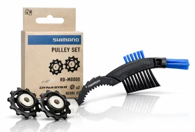 Produktbild von Shimano Schaltrollensatz DEORE XT für RD-M8000 / RD-M8050 11-fach Schwarz inkl. maxxi4you Fahrrad Kettenbürste