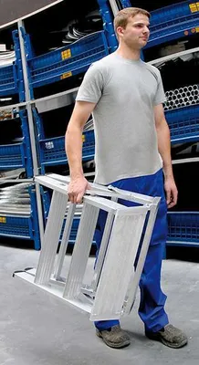 Produktbild von Günzburger Steigtechnik Klapppodest beidseitig begehbar 2 x 4 Stufen - 050096