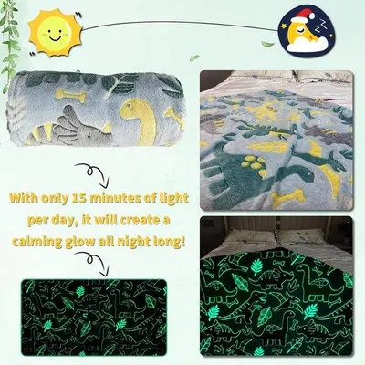 Imagen del producto de Manta suave para niños Unyqoos® de 150 x 200 cm, diseño de dinosaurios, microfibra de poliéster, brilla en la oscuridad, ultra suave y fácil de cuidar