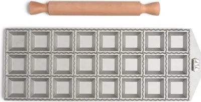 Obrázok produktu pre Doska na ravioly Marcato s valčekom na cesto - 24 priehradiek - 5 x 5 cm