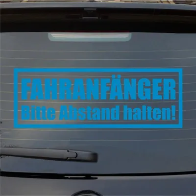 Produktbild von Heckscheibenaufkleber Fahranfänger Bitte Abstand halten 55x19 cm Hellblau Auto Aufkleber Sticker