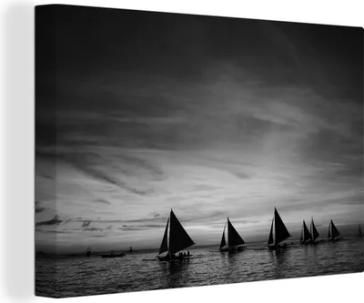 Produktbild von OneMillionCanvasses® - Leinwandbilder - 140x90 cm, Segelboote vor der Küste von Boracay - schwarz und weiß, Wandbilder Kunstdruck Wanddekoration