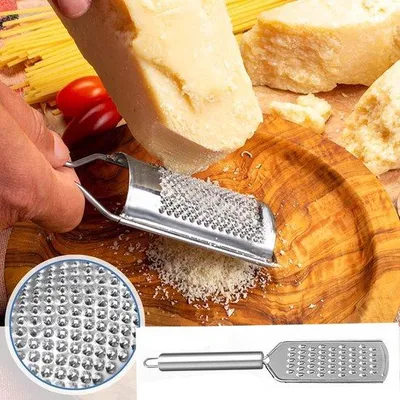 Produktbild von Unyqoos® 3‑teiliges Edelstahl-Küchenreibe-Set mit ergonomischem rutschfestem Griff, spülmaschinenfest & Aufhängeöchern – fein bis grob für Käse, Gemüse, Schokolade