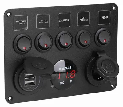 Imagen del producto de Panel de interruptores LED con 5 interruptores de palanca, con voltímetro digital, universal para vehículos recreativos, automóviles y embarcaciones, color rojo