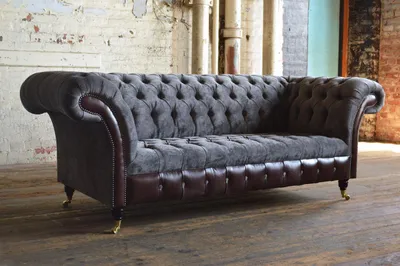 Immagine prodotto di Divano a tre posti, design Chesterfield, imbottitura in pelle
