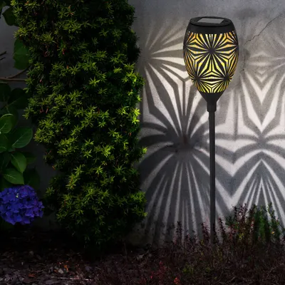 Produktbild von LED Solar Steckleuchte, Metall, schwarz, wetterfest, H 58 cm