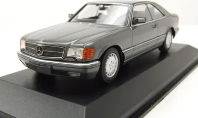 Produktbild von Maxichamps 940035122 Mercedes 560 SEC W126 1986 grau metallic 1:43
