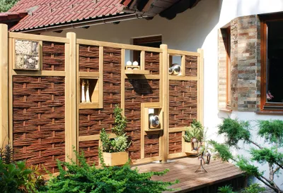 Produktbild von Alpholz Nabil-3D Weidengeflechtzaun Element mit 1 Fenster mittig aus Holz