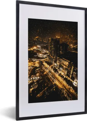 Produktbild von MuchoWow® MuchoWow® Gerahmtes Poster Schnee - Gold - Stadt 40x60 cm - Poster mit zchwarzem Bilderrahmen - Poster in Rahmen