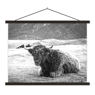 Produktbild von MuchoWow® Textilposter Schottischer Highlander - Berg - Tiere 40x30 cm mit schwarzem Rahmen - Dekorationen