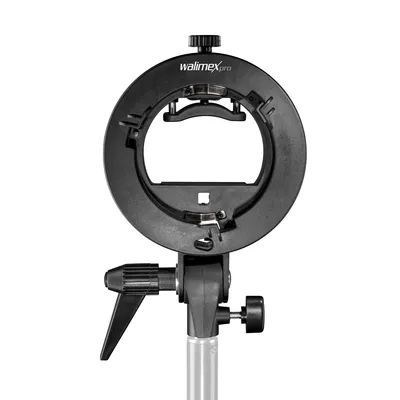 Produktbild von Walimex pro Universal Systemblitzhalter S-Type - Verstellbar 25-52,8 mm - für Systemblitze, Kompaktblitze, ideal für Softboxen, Reflektoren, Beauty Dish, Reflexschirme - schwarz