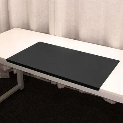 Productafbeelding van Bureau Onderlegger Zwart - Antislip Kunstleder - 39,9 x 30 cm - Waterdicht - Muismat Voor Thuiswerk En Gaming