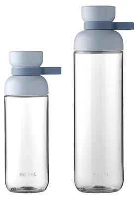 Produktbild von Mepal Trinkflaschen Vita - Wasserflaschen Duo Pack - Flaschen für Uni, Arbeit, Fitness, Outdoor, Job - Stoßfest, Auslaufsicher - BPA-frei & Spülmaschinenfest - 500 & 900 ml - Nordic Blue