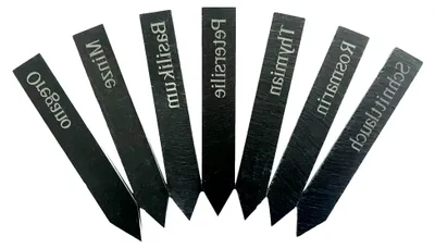 Produktbild von Set von Pflanzenschildern mit 7 Kräutersteckern aus Schiefer, ca. 19 cm, graviert. Kräuterschild für die Gartendekoration
