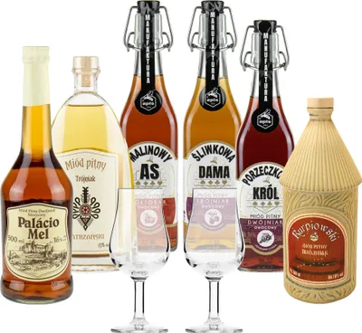 Produktbild von Setz von 6 Mets mit Gläsern (Honigwein Półtorak-Eineinhalber/ 3x aromatisierten Dwójniak-Halber / 2x Trójniak-Drittel) | 3450ml | 13-16% Alkohol Metwein | Polnische Produktion