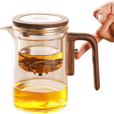 Produktbild von Magische Teekanne mit Wassertrennung, per Druckknopf bedienbare Magische Teekanne mit Holzgriff (600 ml – Naturholz)