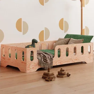 Zdjęcie produktu dla Łóżeczko dziecięce 70x140 cm - Łóżeczko Montessori wykonane z drewna certyfikowanego przez - Z barierką ochronną - Stelaż z listew - Obciążenie do 230 kg - Łatwy montaż - Łóżeczko dla maluchów