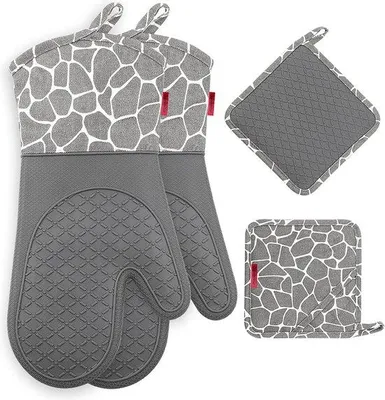 Obrázok produktu pre Uniqoos® rukavice do rúr na pečenie s 100% silikónovou dlaňou a vypolštovanou bavlnenou podšívkou, odolné voči teplu až do 230°C, 1 pár + 2 podložky pod hrnce, protišmykové, 18 x 33 cm, bez BPA