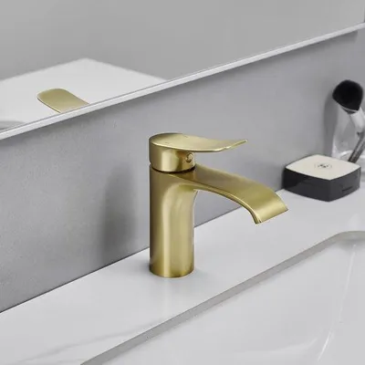 Produktbild von Badezimmer Wasserhahn - Gebürstet Gold - Einhandbehaelter mit Wasserfall.